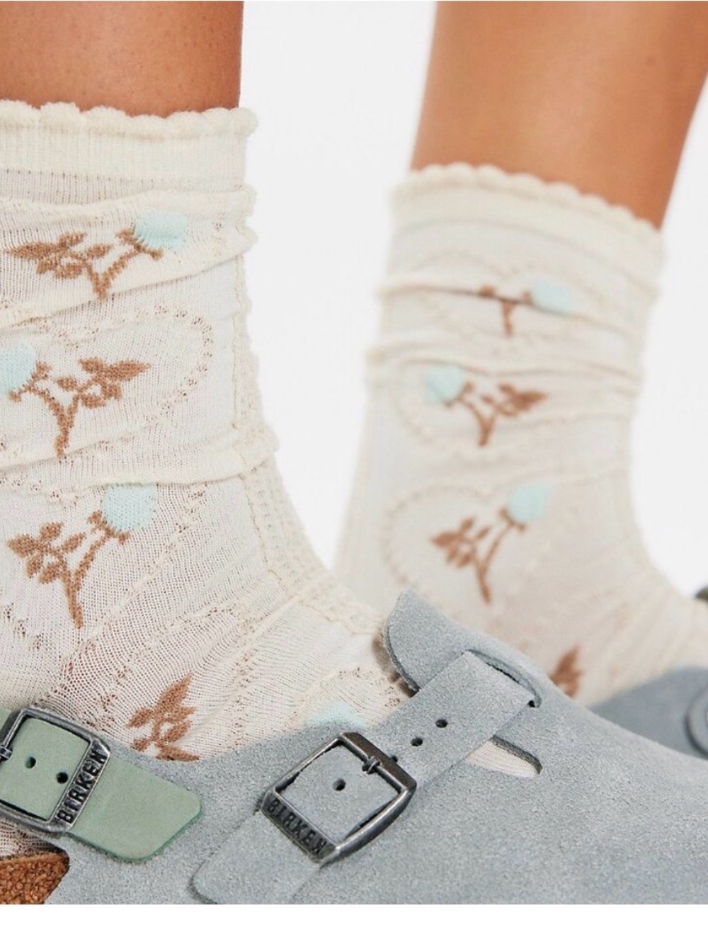 Free People Heart Blooms Socks. NWT. Cream